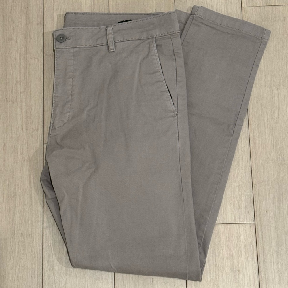 Zara Men's Light Gray Chinos